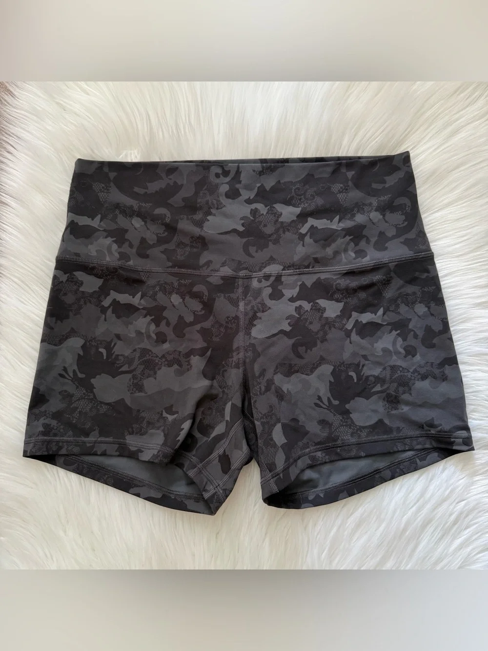Lululemon Align Short 4